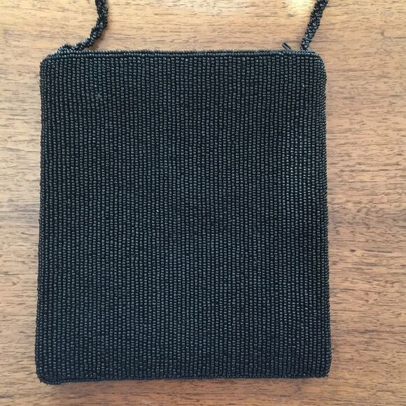 Shoe lovers beaded evening bag w/ strap NWOT🌺 - Picture 4 of 6